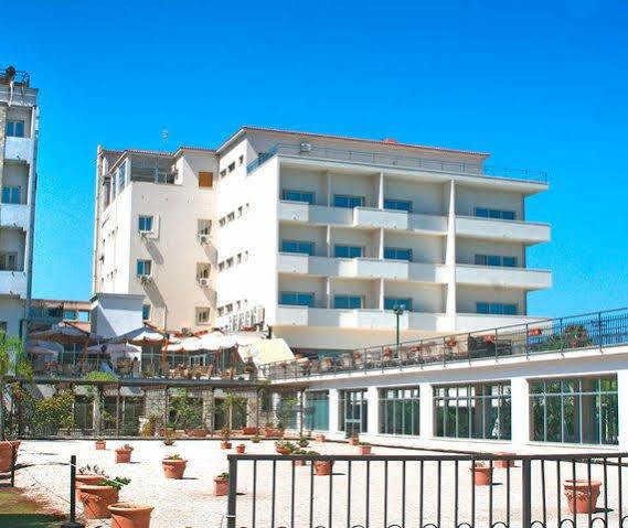 Santa Lucia Le Sabbie D'oro Cefalu